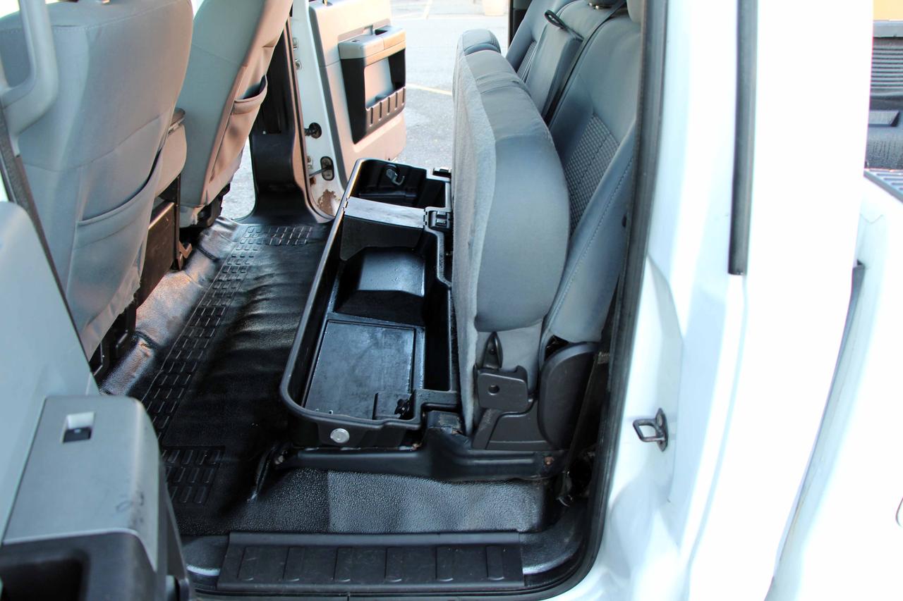 2015 Ford SUPER DUTY F-250 SRW XLT Photo