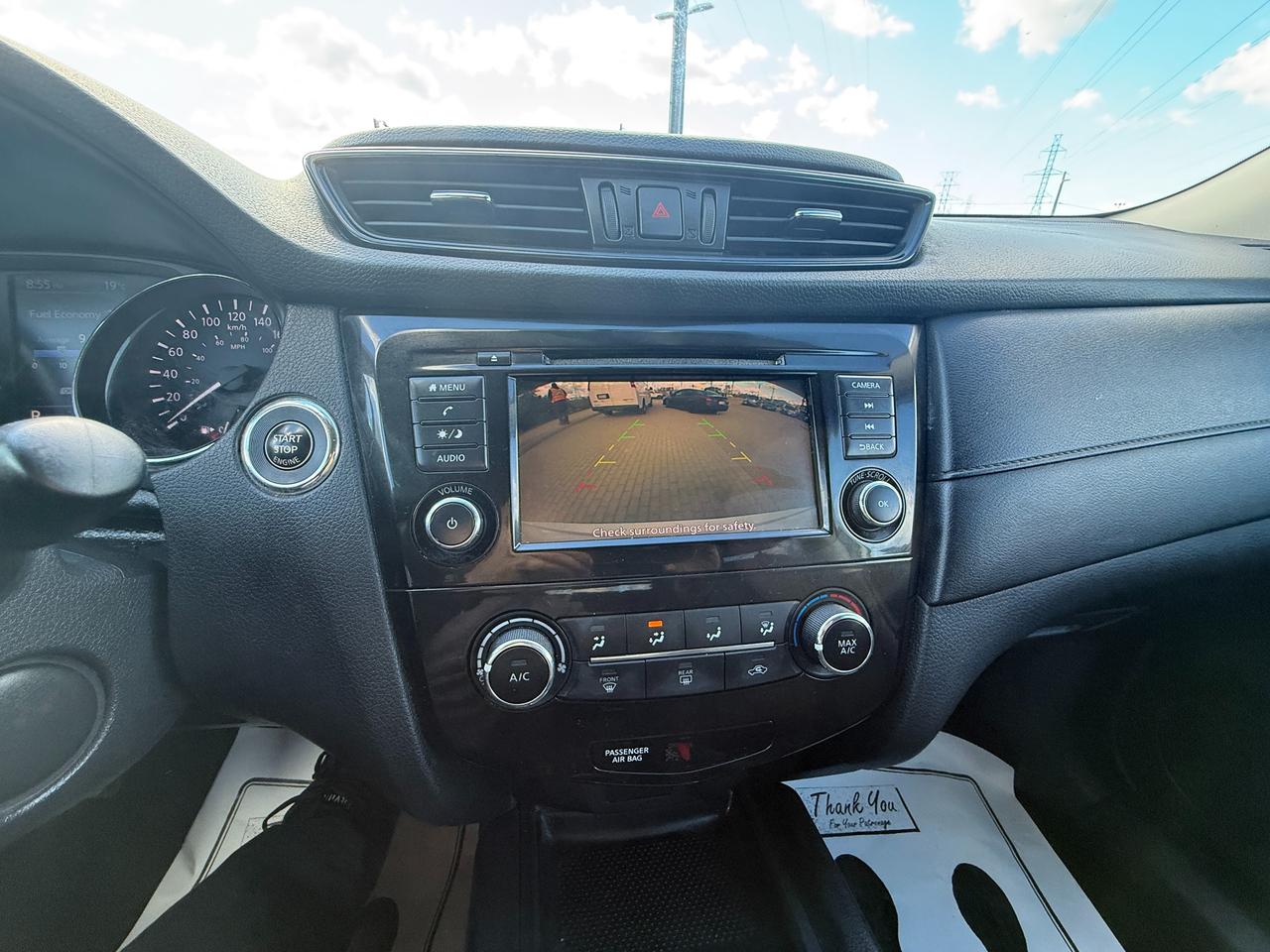 2018 Nissan Rogue SV*PANO ROOF*LANE ASSIST* Photo