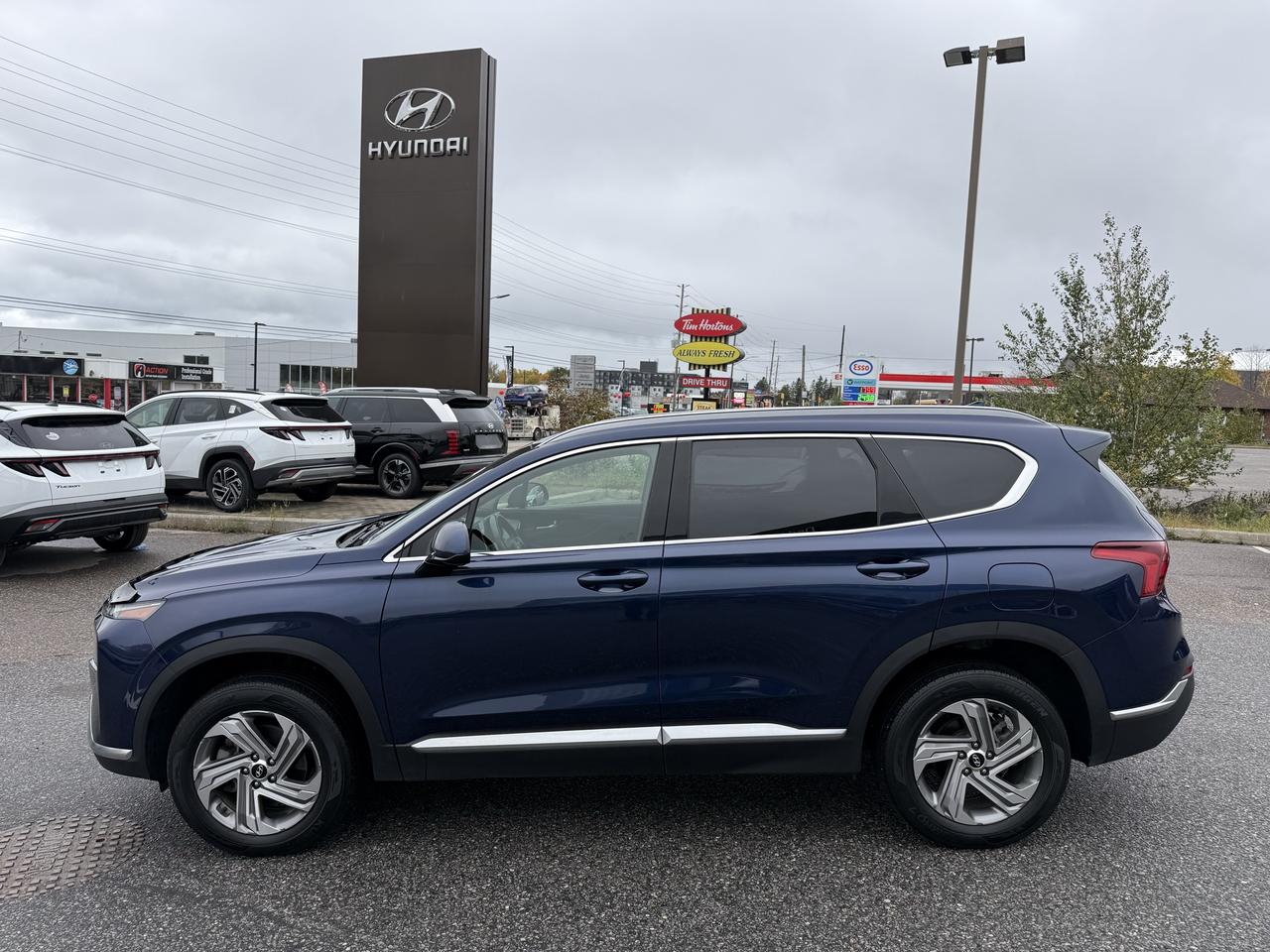 2023 Hyundai Santa Fe Preferred AWD Photo1
