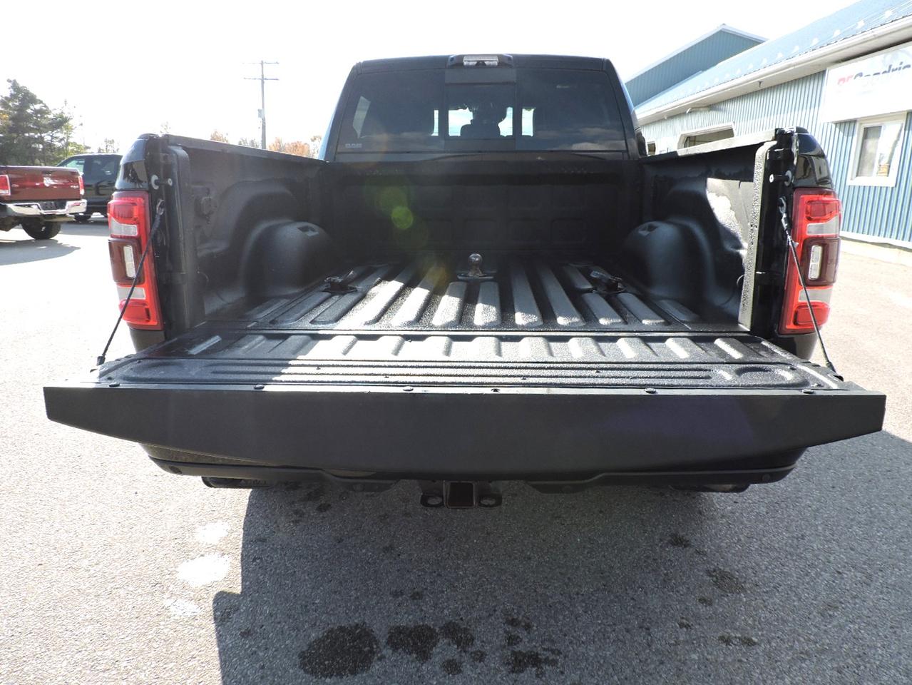 2020 RAM 2500 Limited 6.7L Diesel 4X4  Loaded Only 78000KM Photo