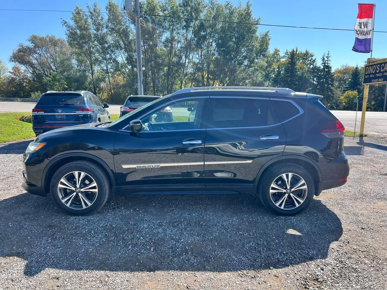 2019 Nissan Rogue SV CERTIFIED Photo1