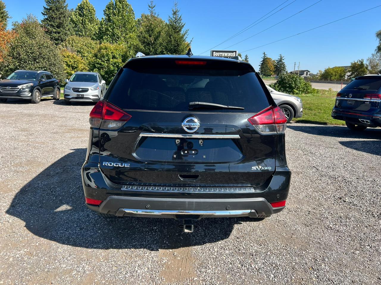 2019 Nissan Rogue SV CERTIFIED Photo3