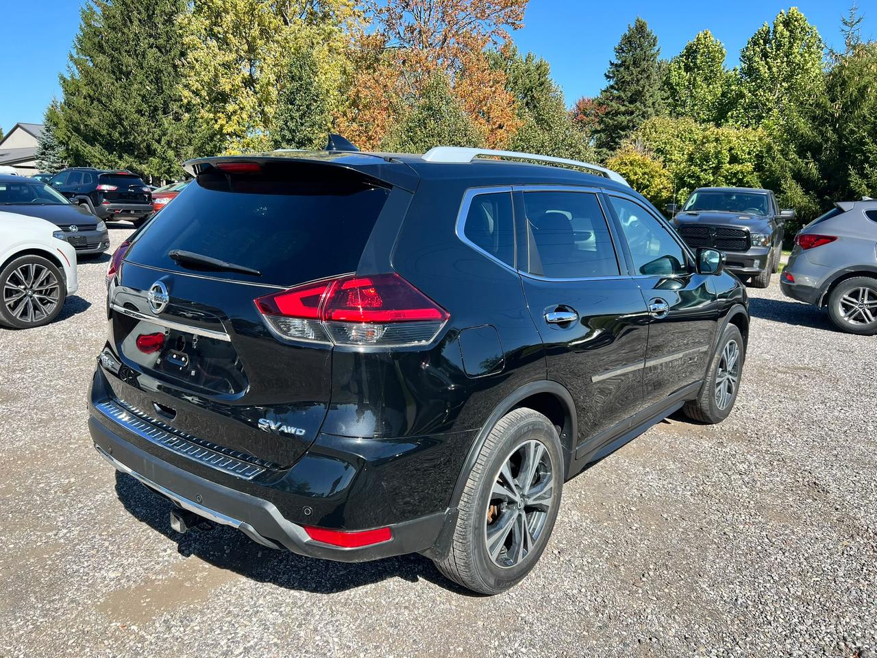 2019 Nissan Rogue SV CERTIFIED Photo4