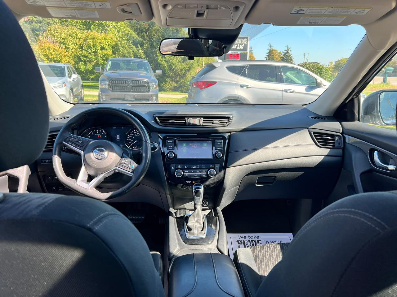 2019 Nissan Rogue SV CERTIFIED Photo