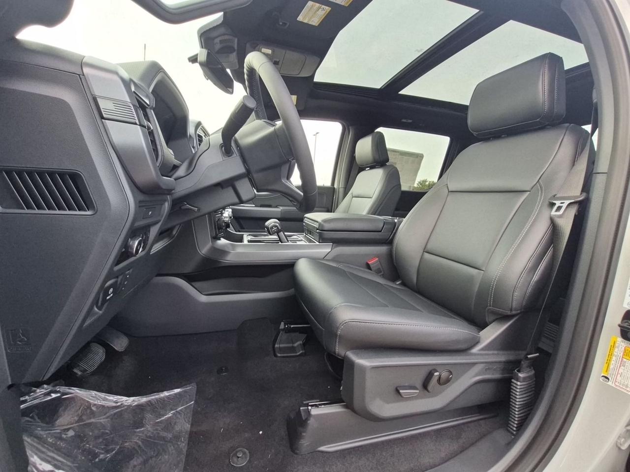 2026 Ford F-150 XLT, 303A PKG, BLACK APPEARANCE PKG, MOONROOF Photo