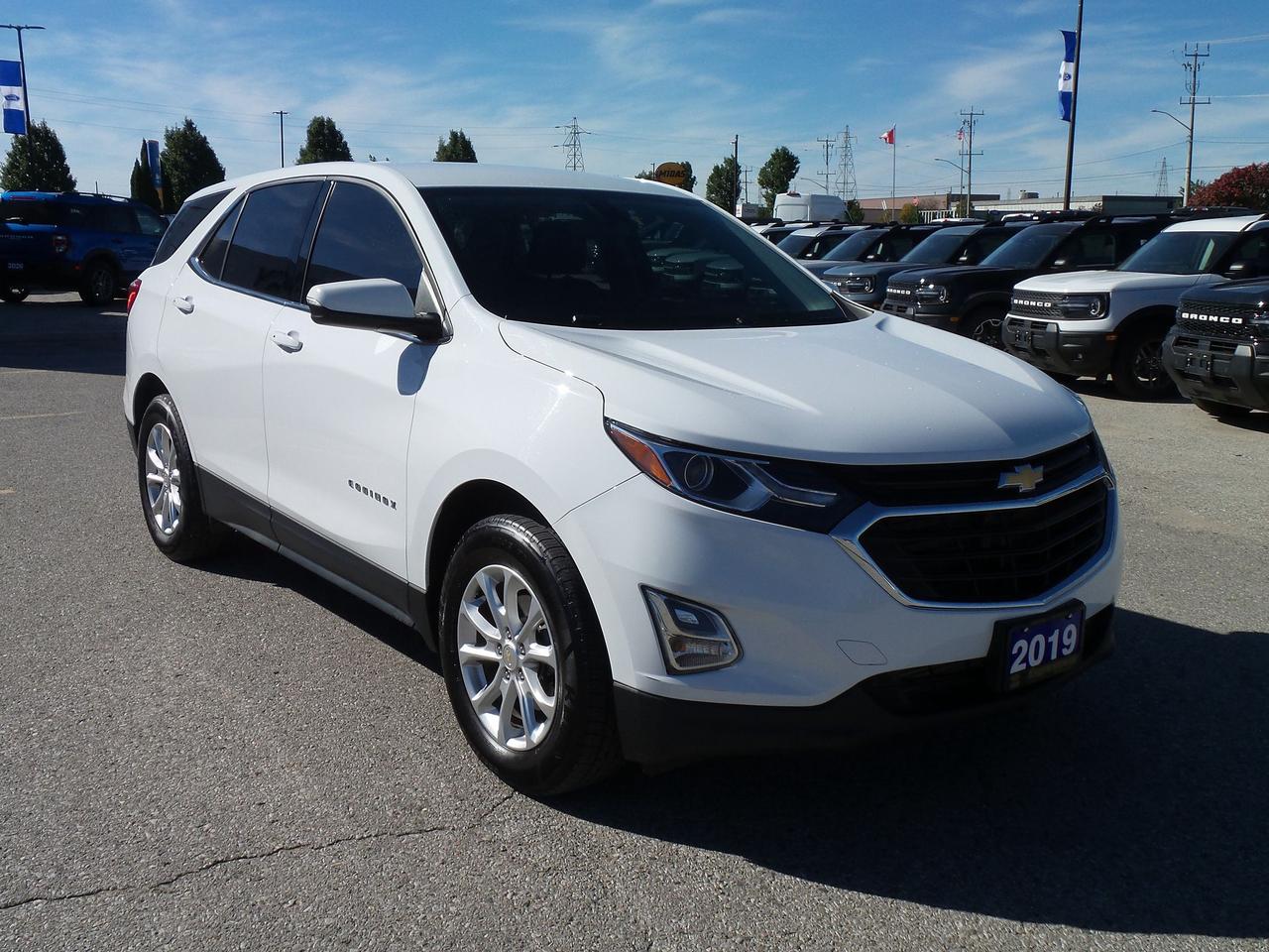 2019 Chevrolet Equinox LT TRIM, AWD, HEATED SEATS, REMOTE START! LOCAL! Photo2