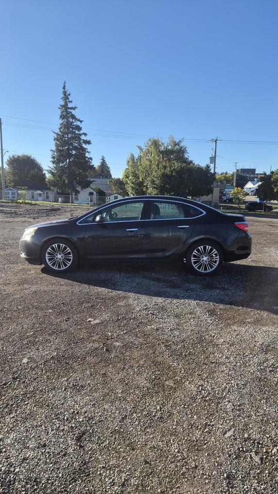 2013 Buick Verano Leather Photo0