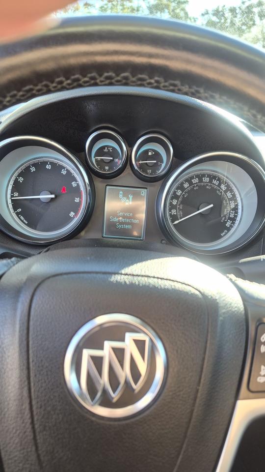 2013 Buick Verano Leather Photo