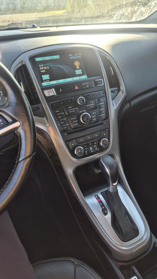 2013 Buick Verano Leather Photo
