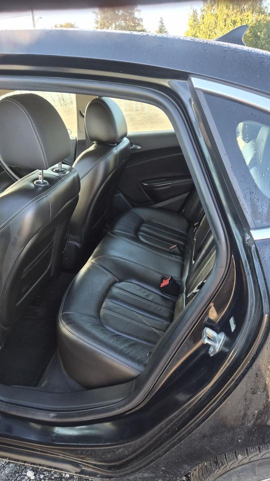 2013 Buick Verano Leather Photo
