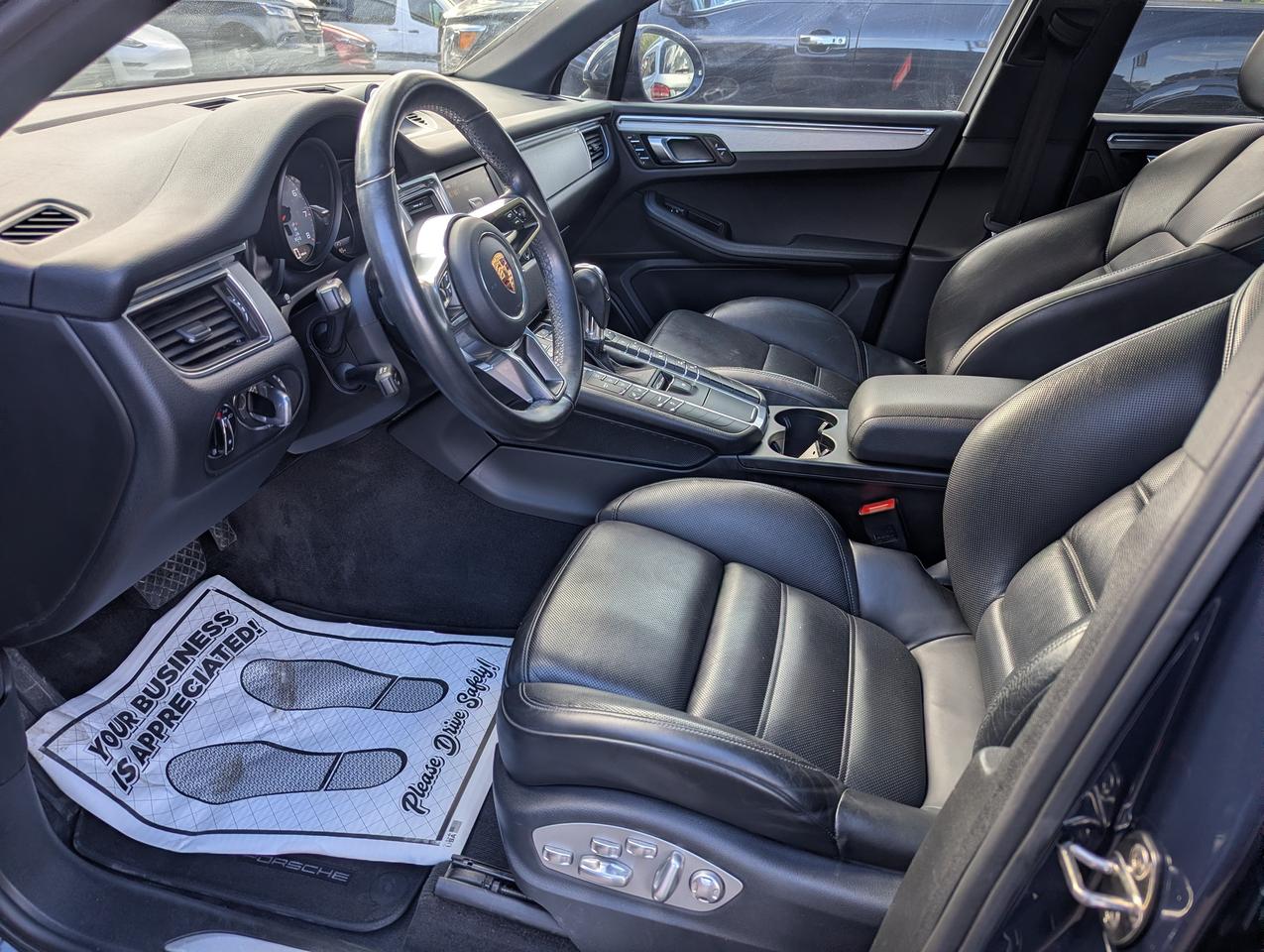 2015 Porsche Macan S Photo