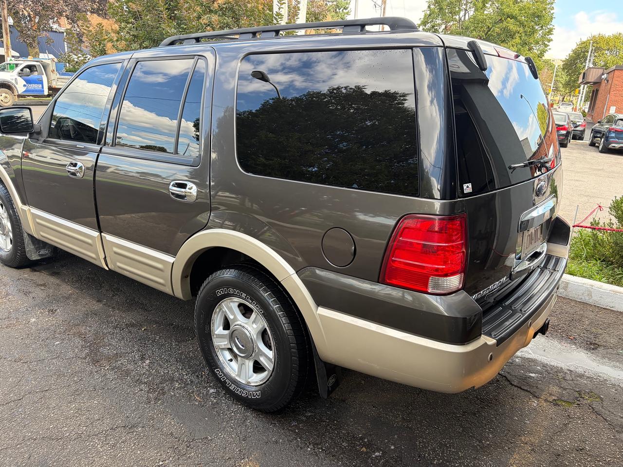 2006 Ford Expedition Eddie Bauer Photo