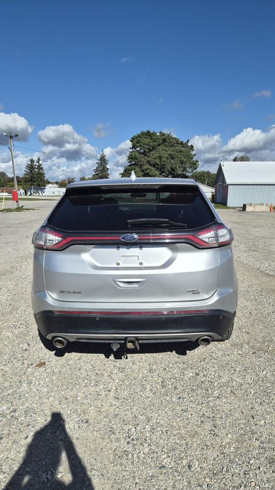 2017 Ford Edge SEL Photo