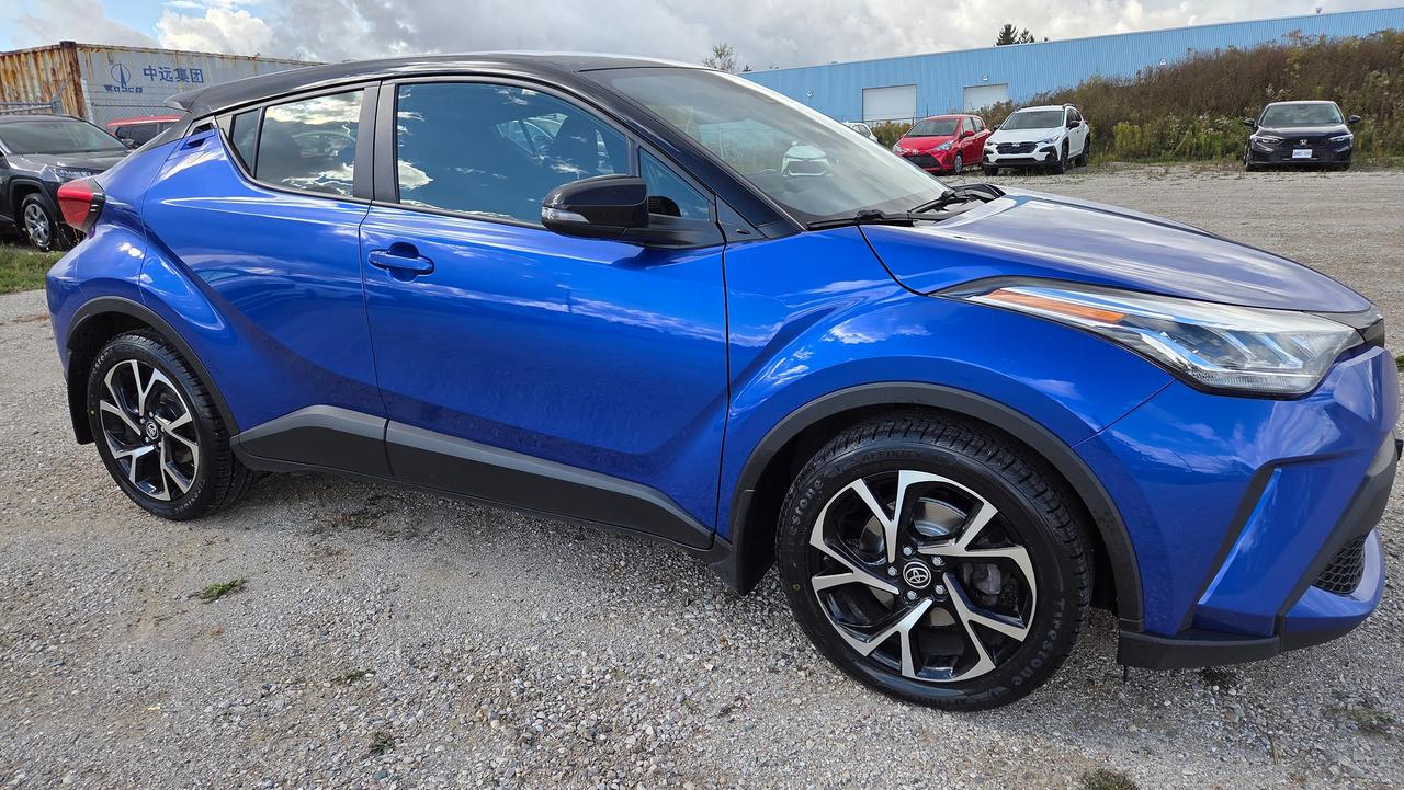 2021 Toyota C-HR XLE Premium Photo