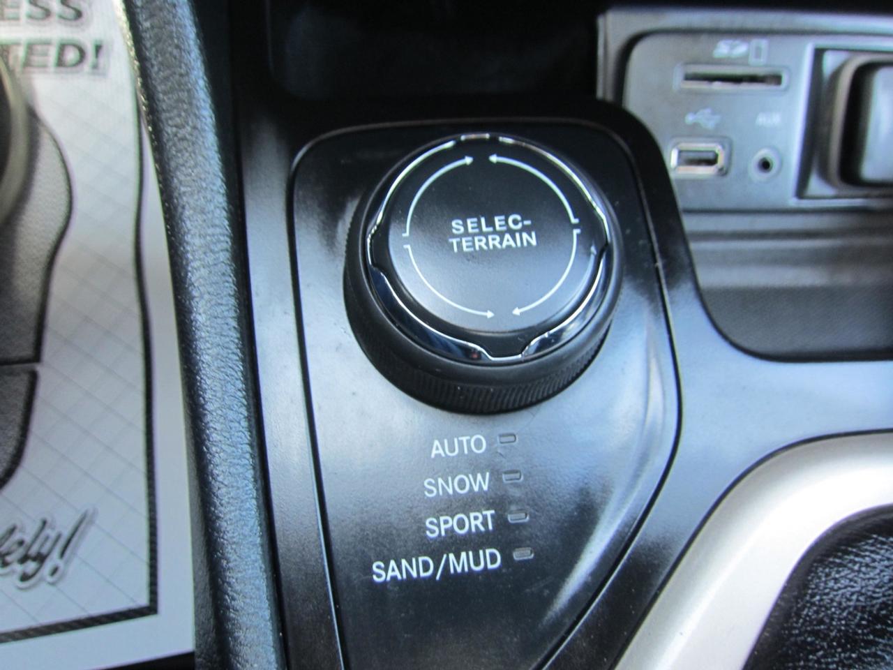 2016 Jeep Cherokee Limited Photo