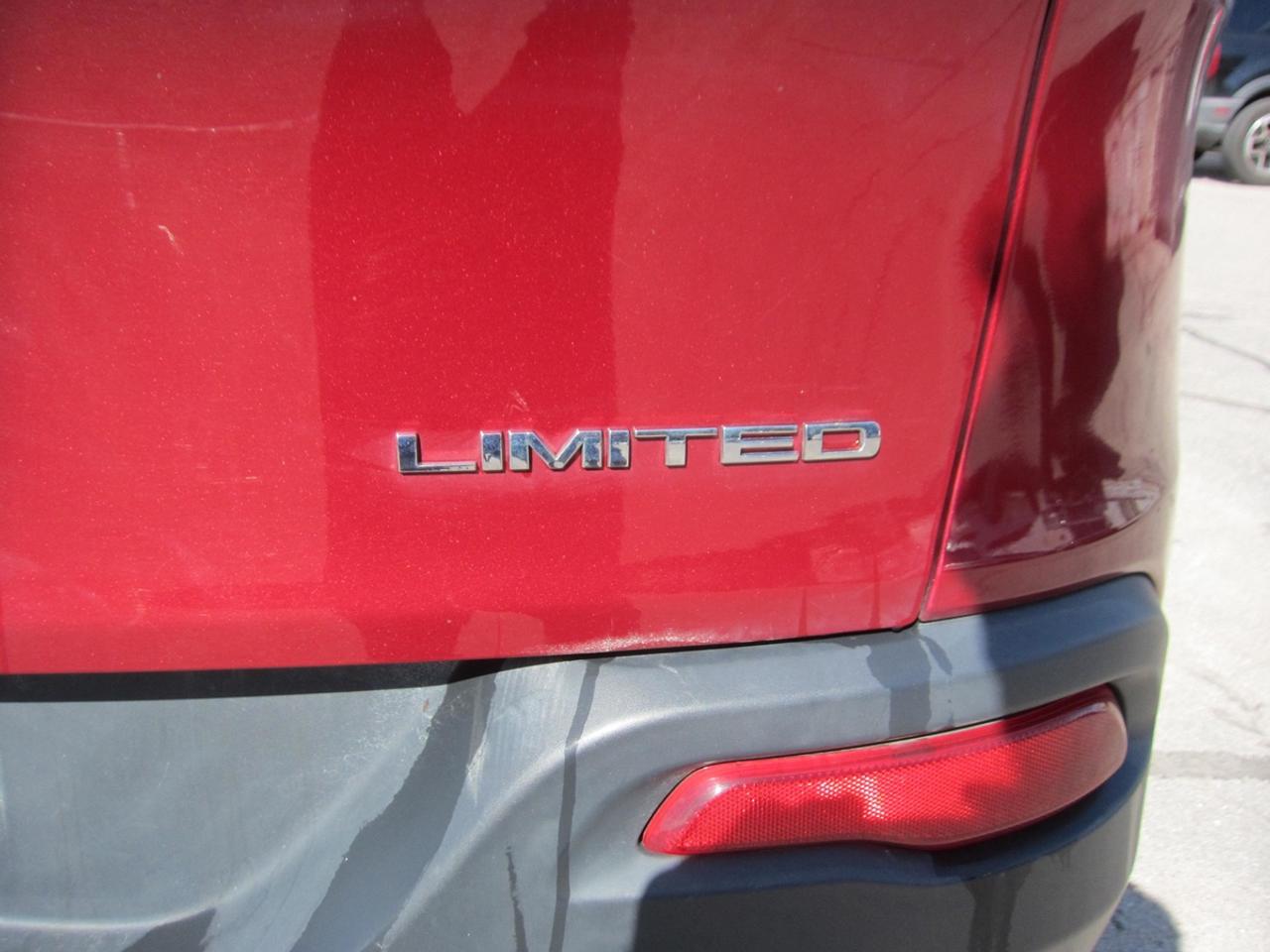 2016 Jeep Cherokee Limited Photo