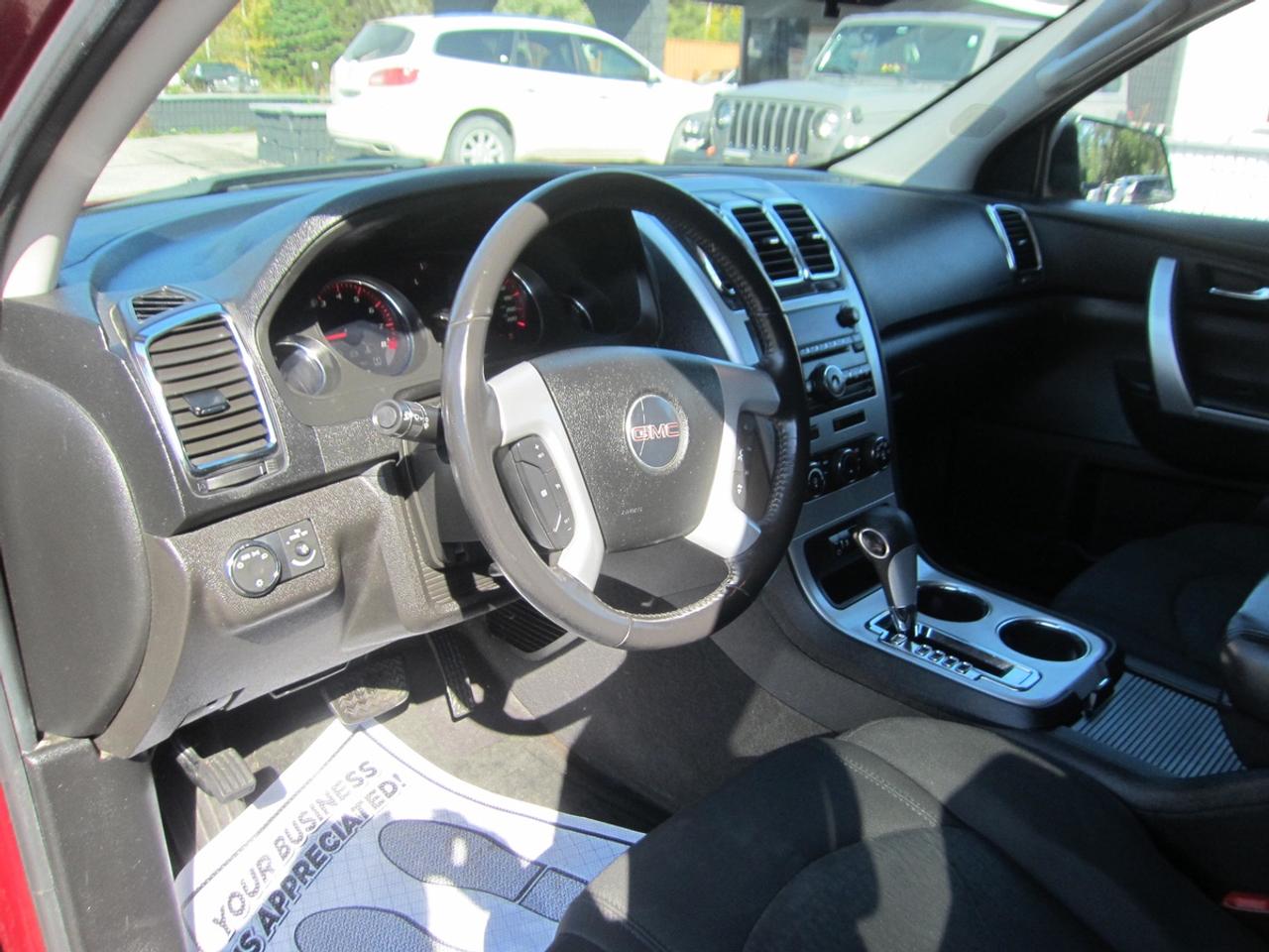 2011 GMC Acadia SL Photo