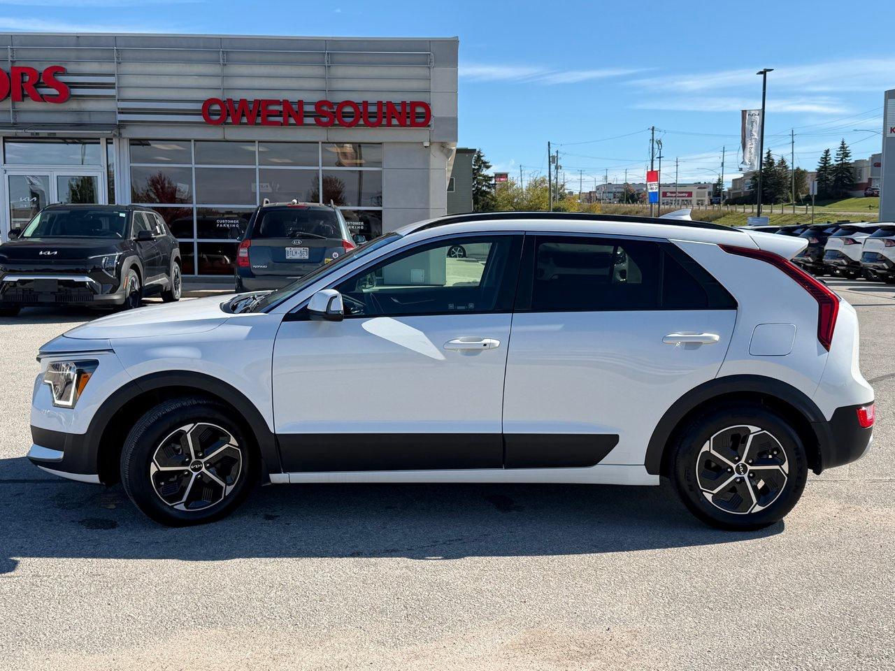 2024 Kia NIRO EX Photo1