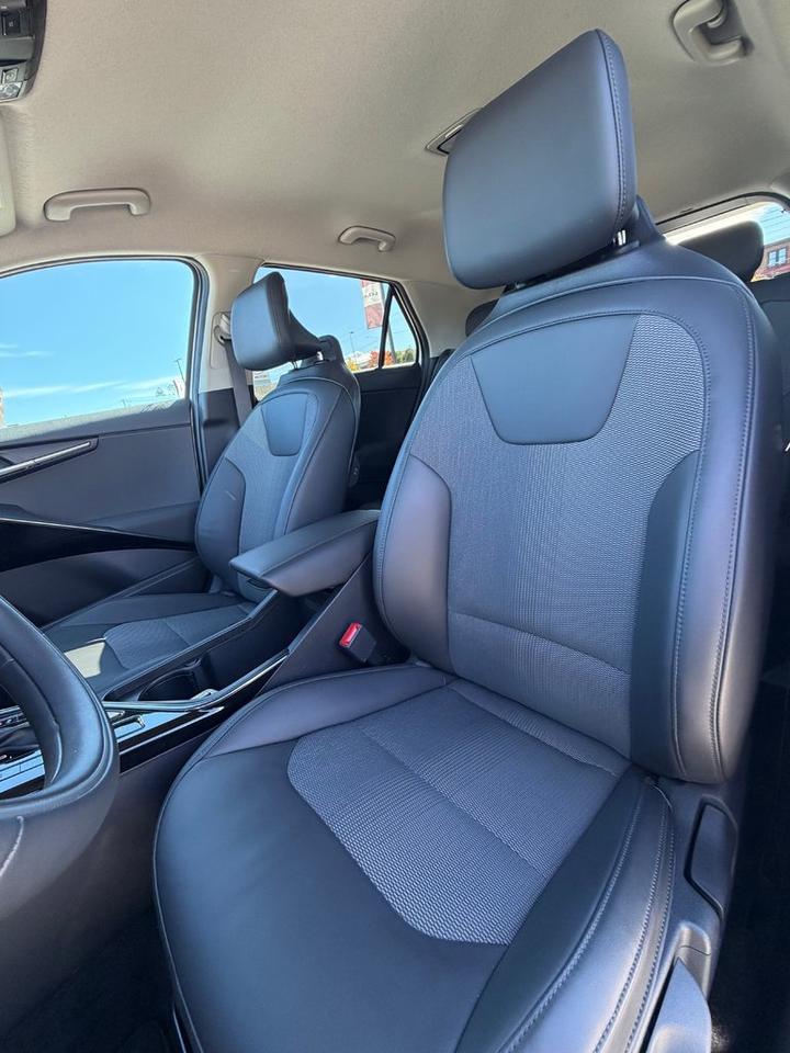 2024 Kia NIRO EX Photo