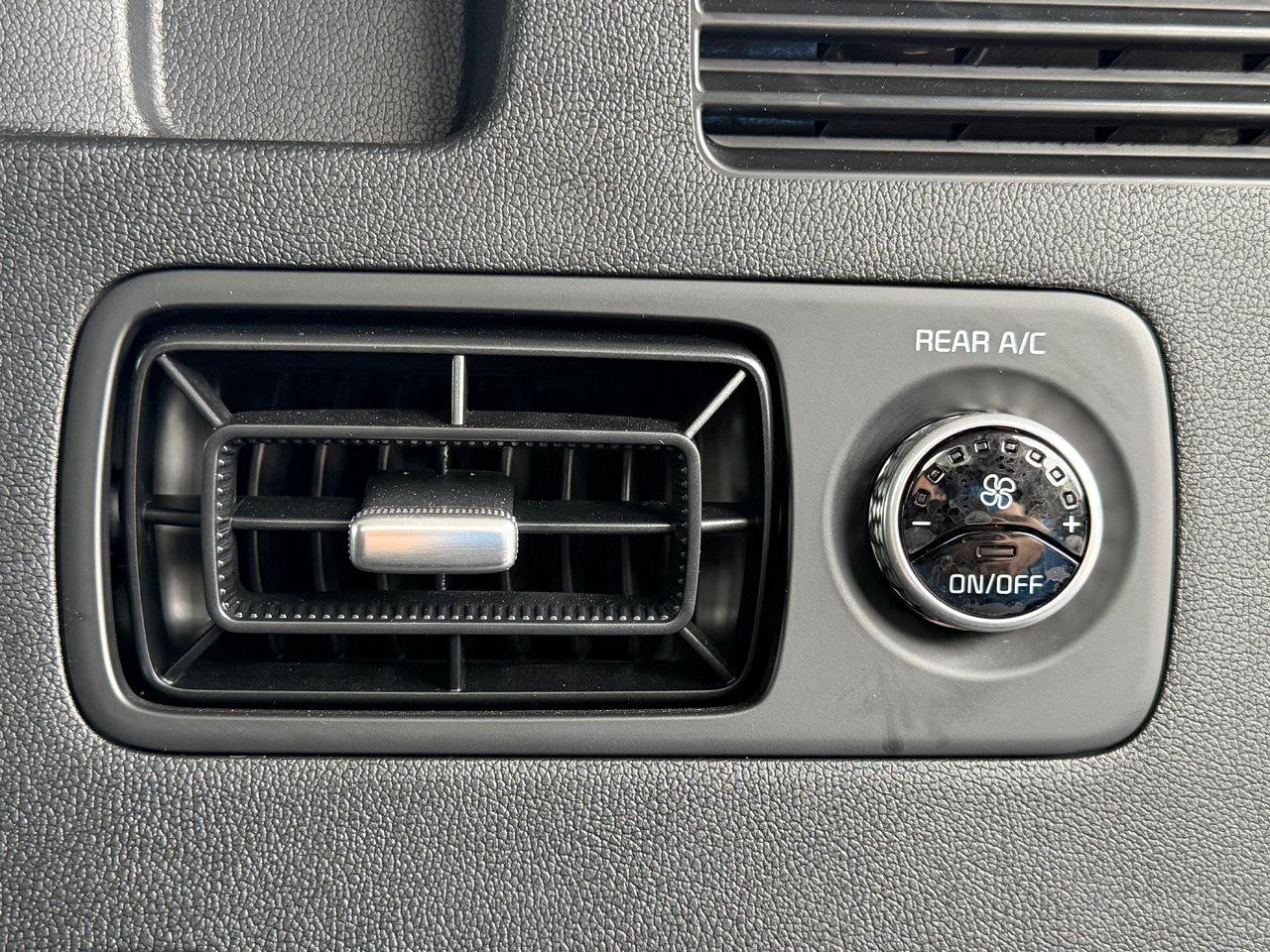 2023 Kia Sorento X-Line Photo