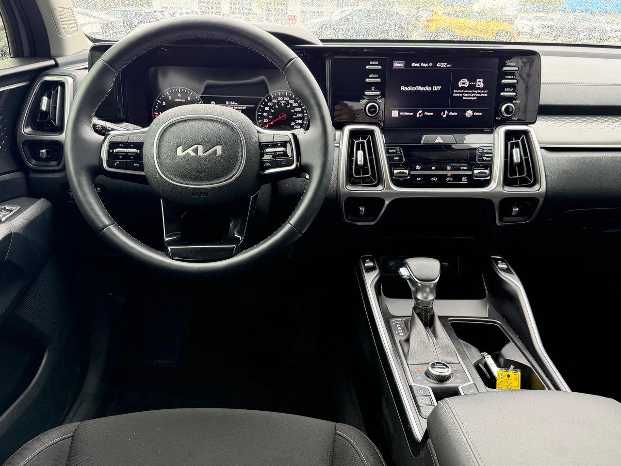 2023 Kia Sorento X-Line Photo