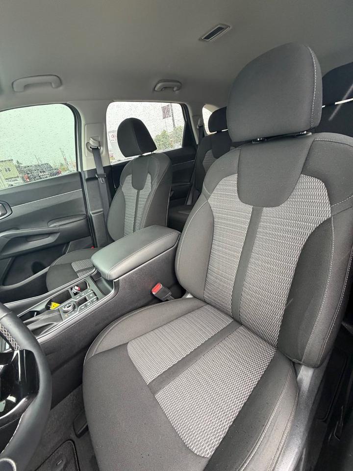 2023 Kia Sorento X-Line Photo
