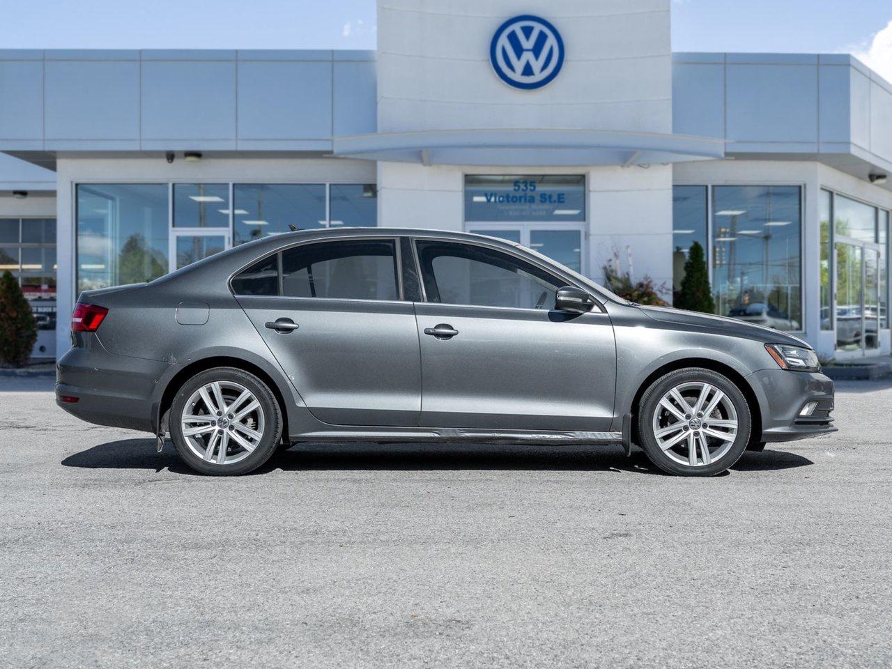 2015 Volkswagen Jetta Sedan Highline Photo