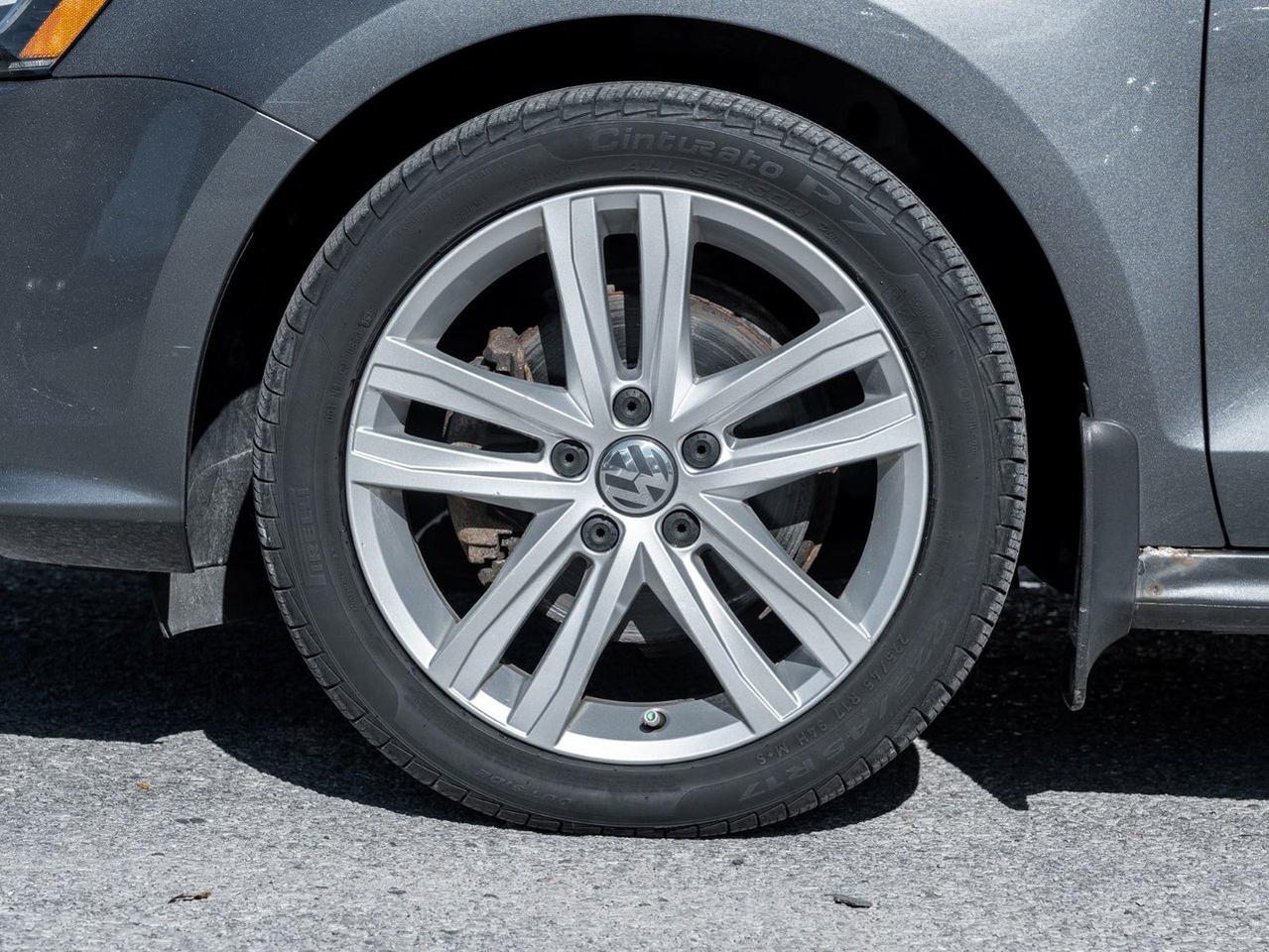 2015 Volkswagen Jetta Sedan Highline Photo