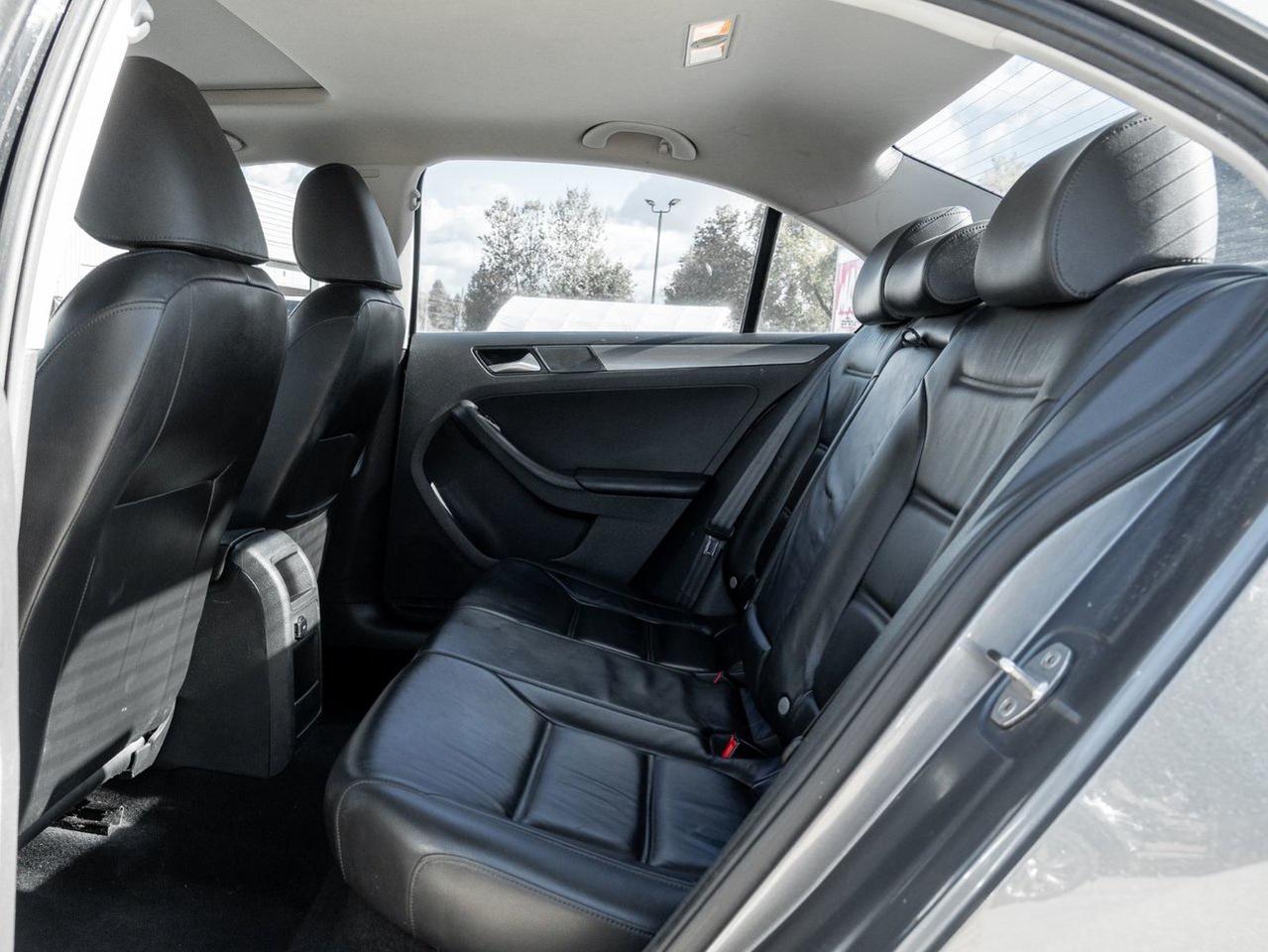 2015 Volkswagen Jetta Sedan Highline Photo