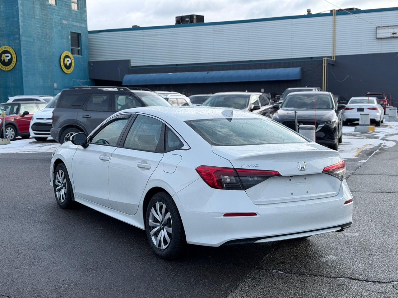 2022 Honda Civic LX Photo