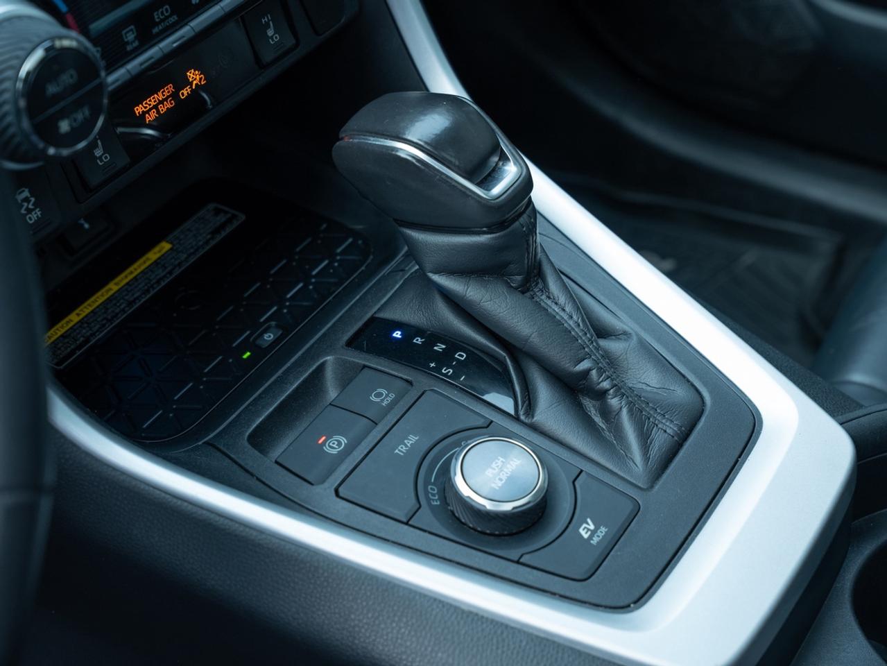 2021 Toyota RAV4 Hybrid XSE HYBRID | TECH |  NO ACCIDENTS Photo
