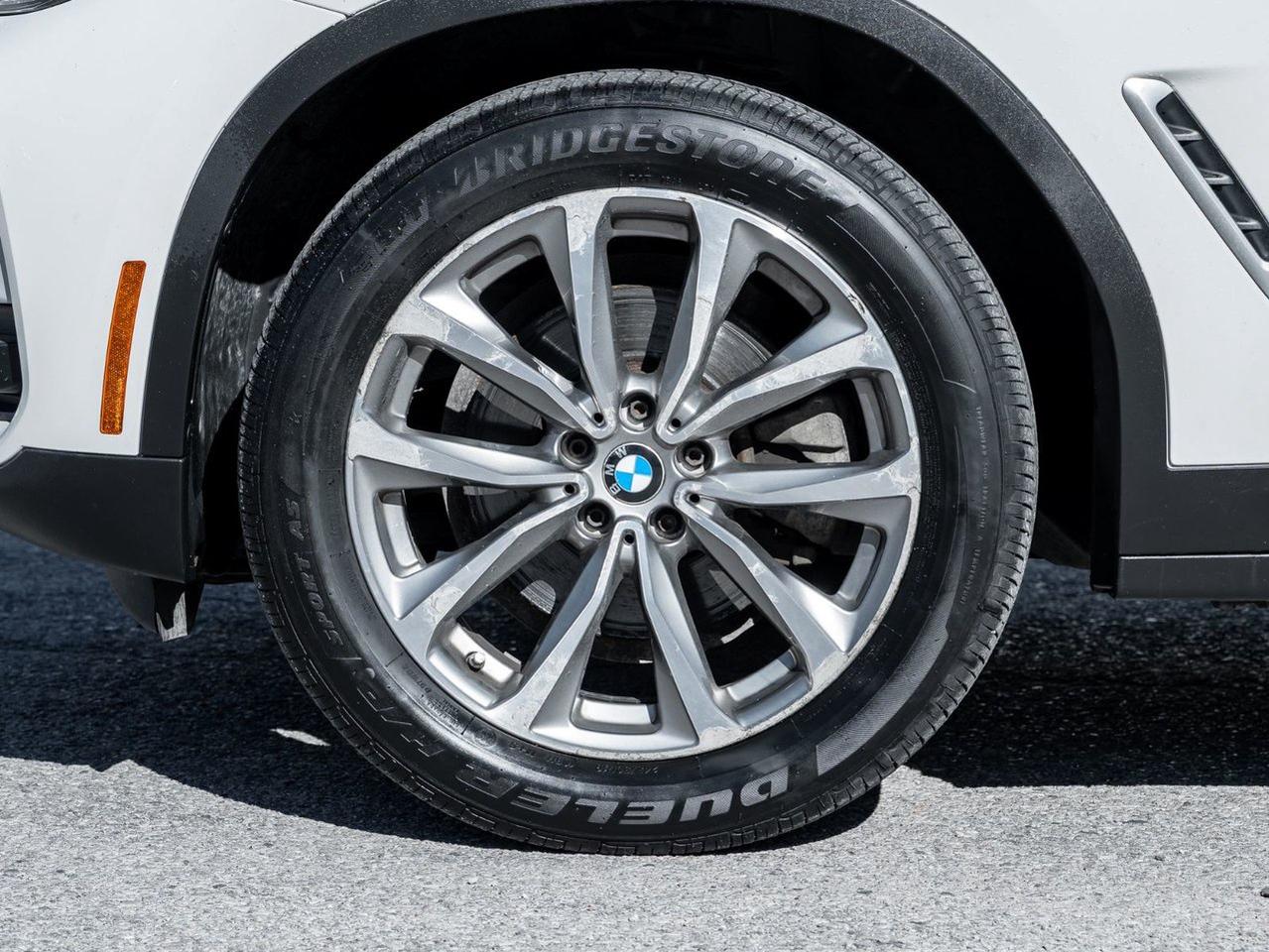 2018 BMW X3 xDrive30i Photo3