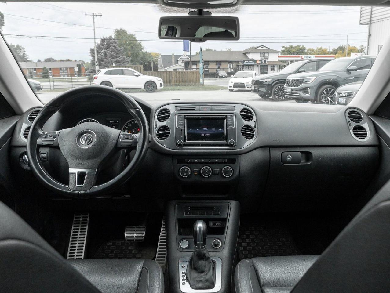 2017 Volkswagen Tiguan Wolfsburg Edition Photo