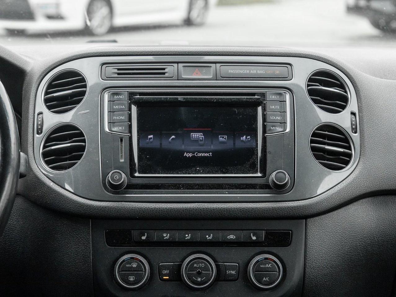 2017 Volkswagen Tiguan Wolfsburg Edition Photo
