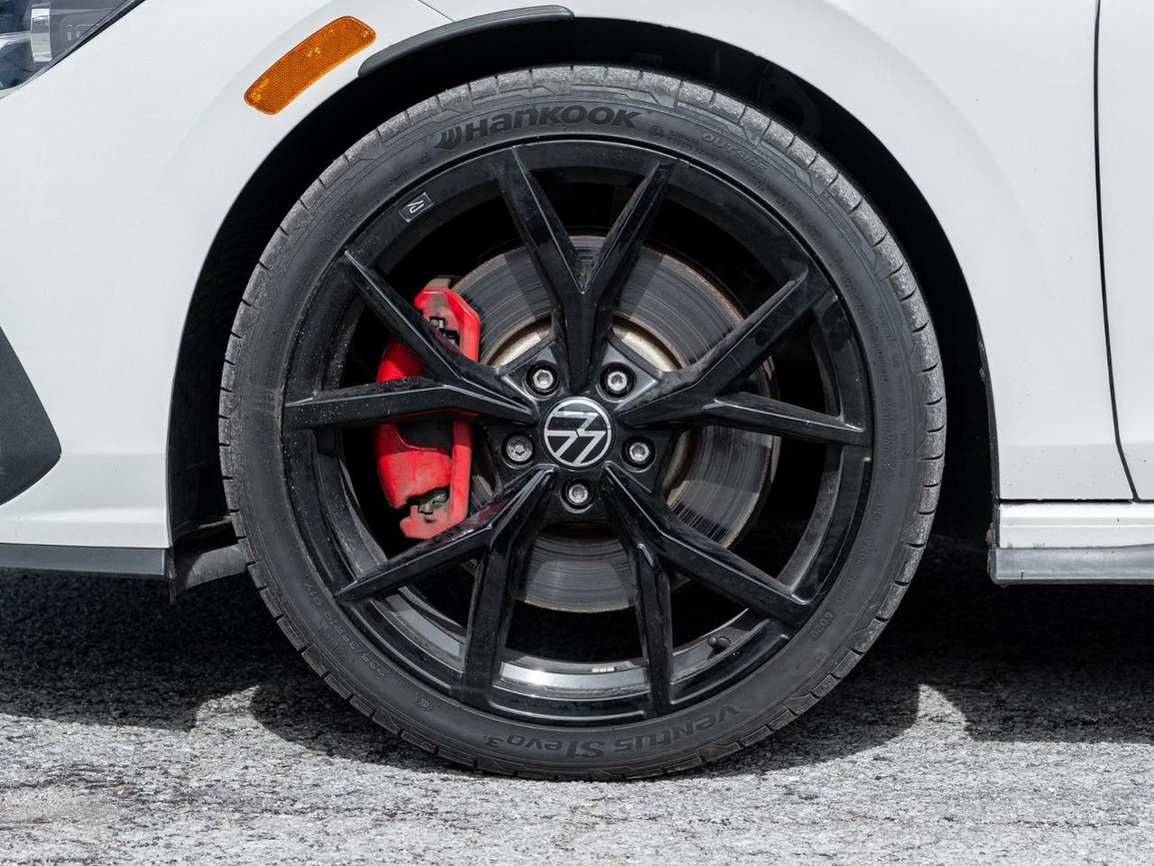 2024 Volkswagen Golf GTI 380 Autobahn Photo