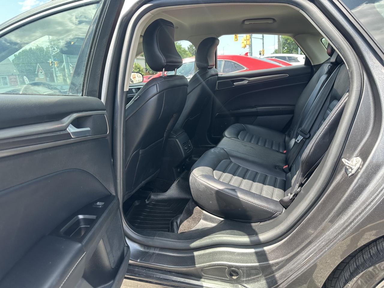 2018 Ford Fusion Fusion Energi SE Photo