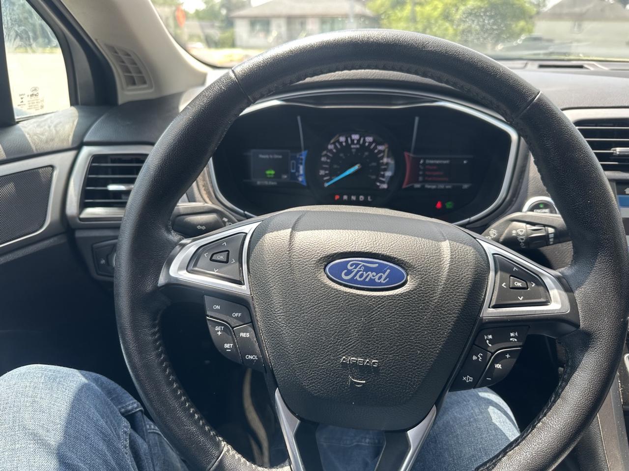 2018 Ford Fusion Fusion Energi SE Photo