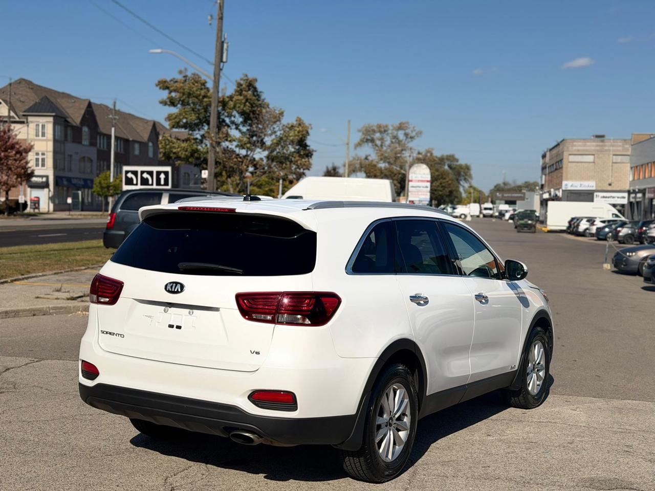 2020 Kia Sorento LX Photo
