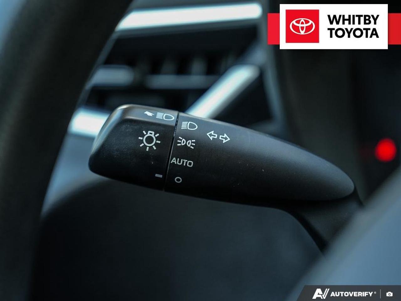 2020 Toyota Corolla LE 1.8L Photo