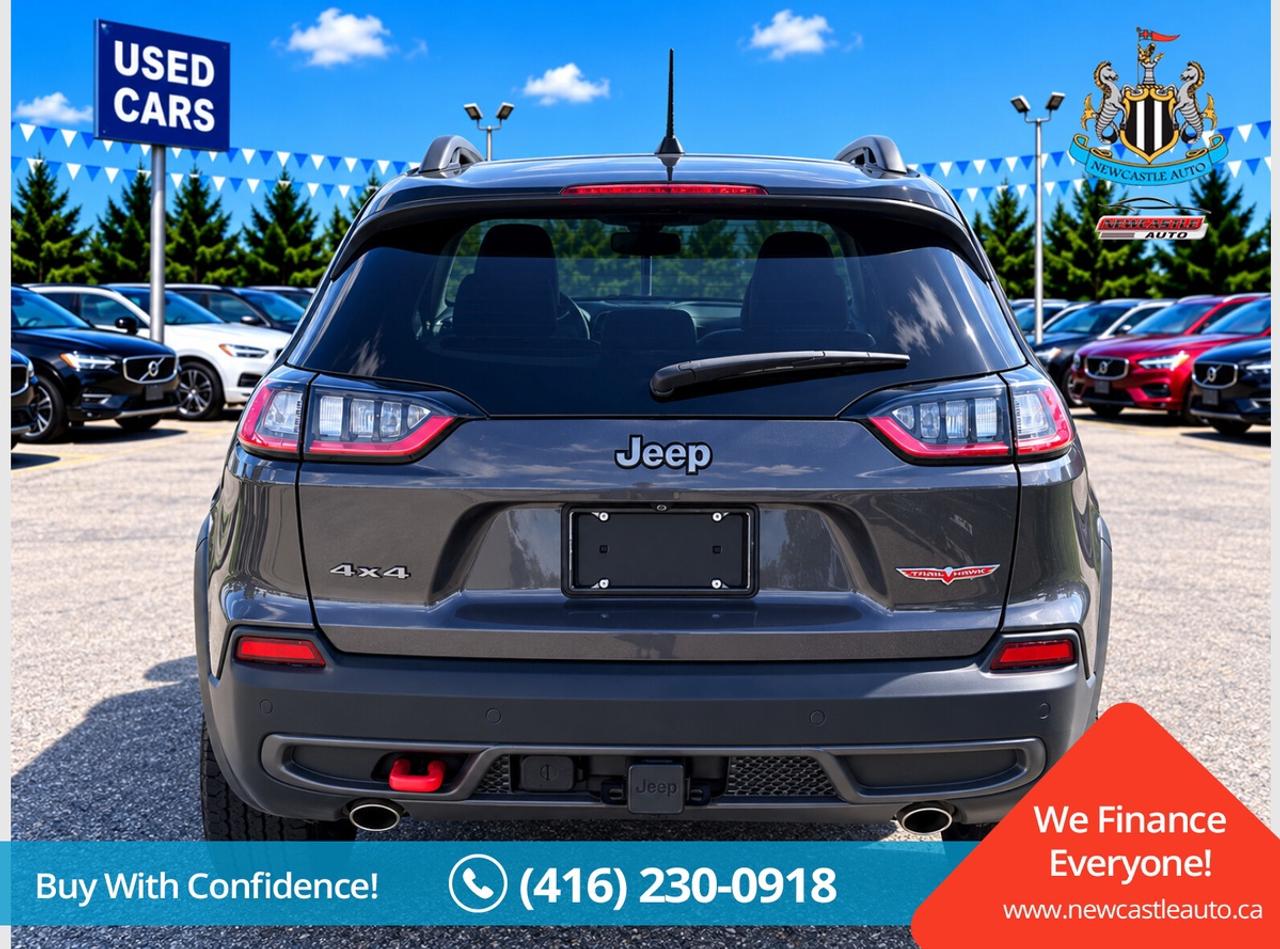 2020 Jeep Cherokee Trailhawk Photo