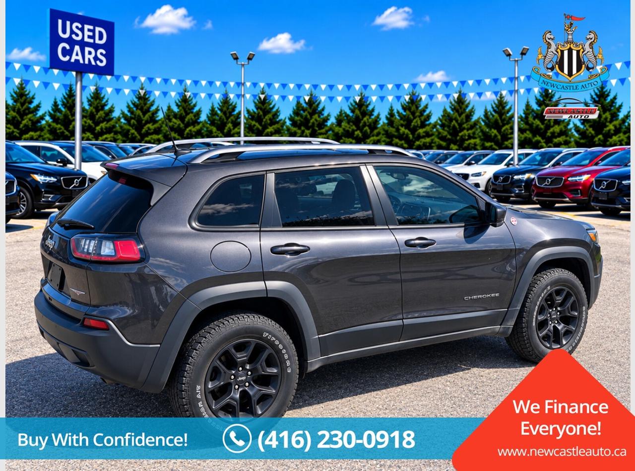 2020 Jeep Cherokee Trailhawk Photo