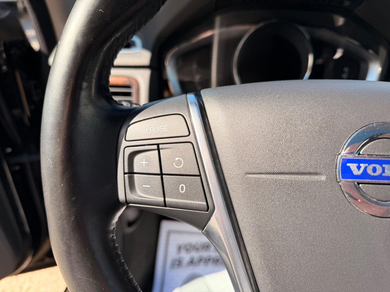 2015 Volvo XC70 T5 Premier|DEALER SERVICED Photo