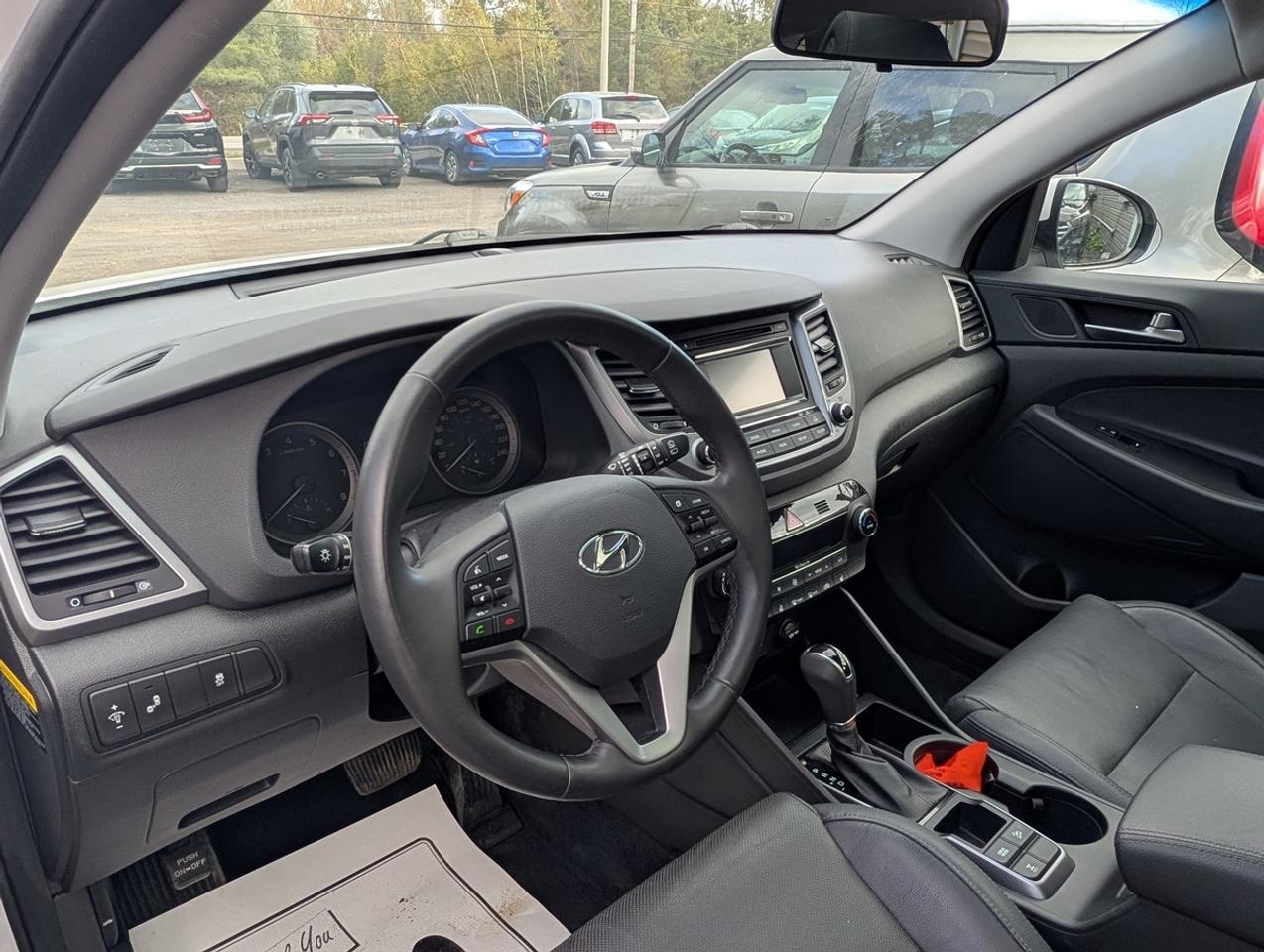 2017 Hyundai Tucson SE Photo4