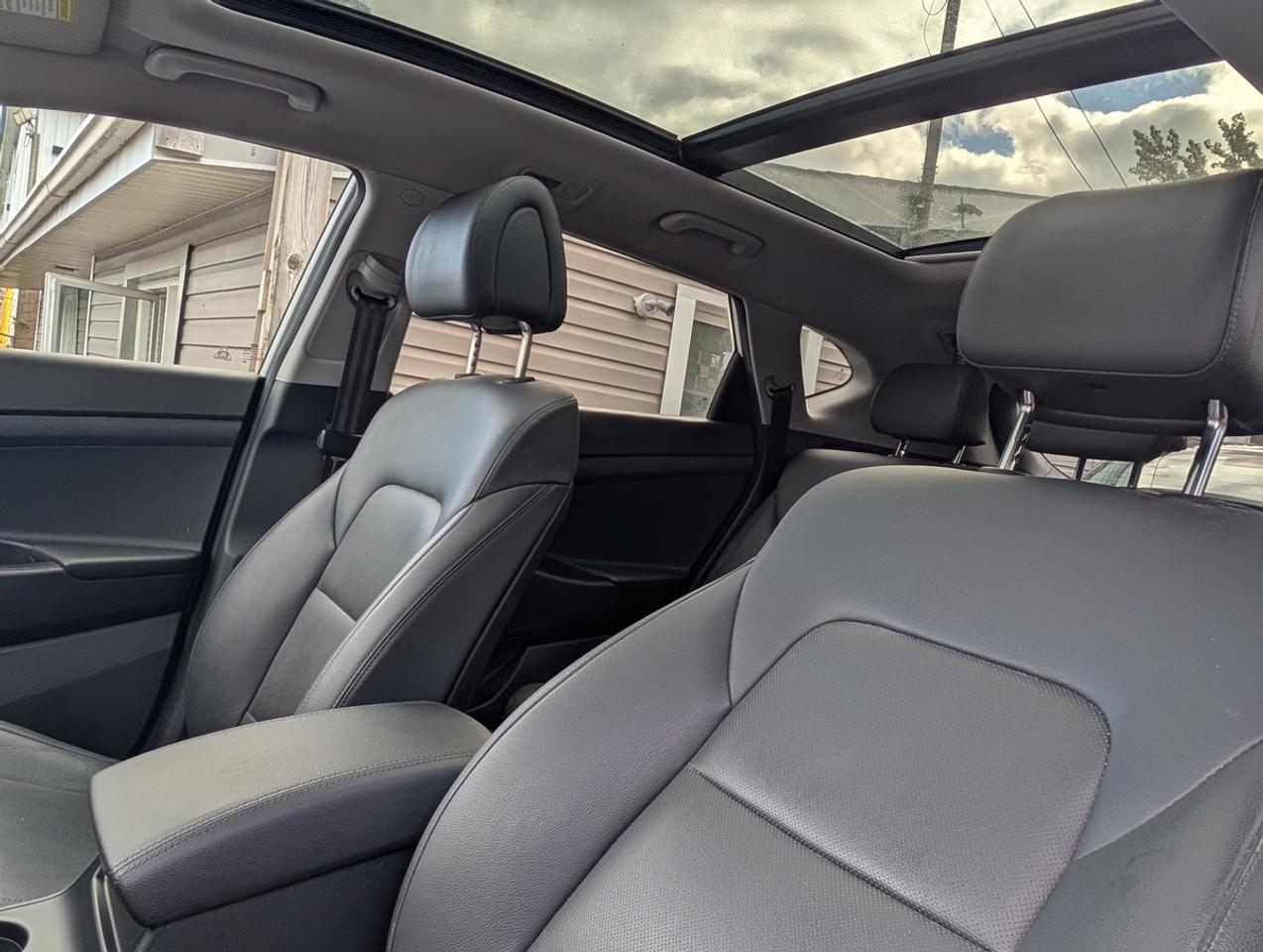 2017 Hyundai Tucson SE Photo