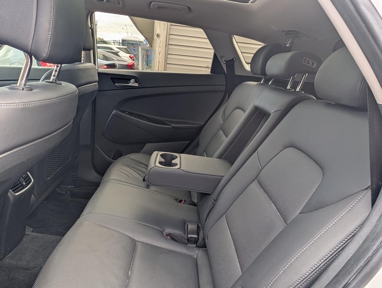 2017 Hyundai Tucson SE Photo