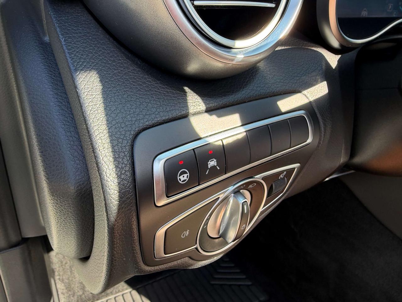 2019 Mercedes-Benz C-Class Adaptive Cruise Digital Dash Burmester audio Photo