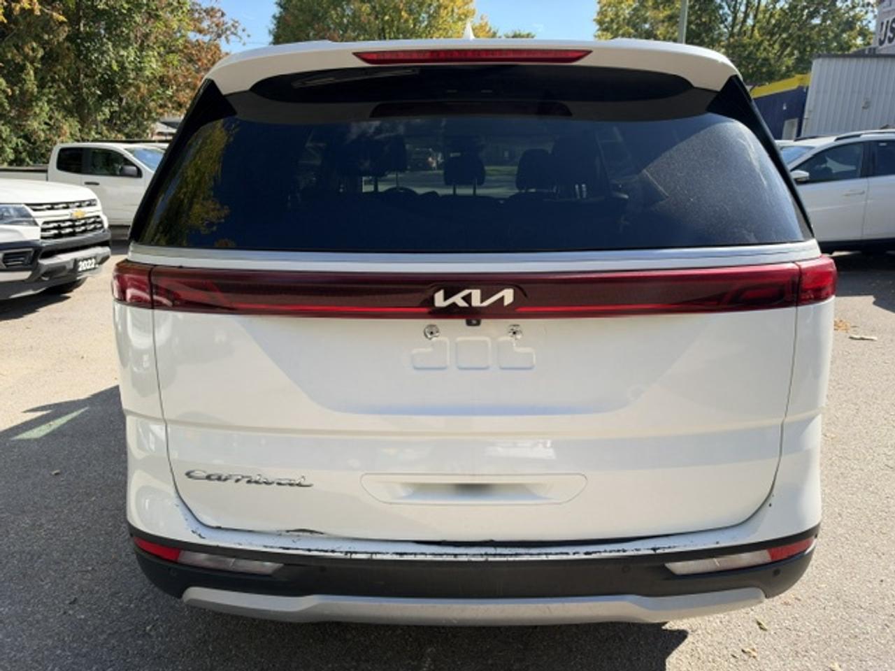 2022 Kia Carnival LX FWD Photo