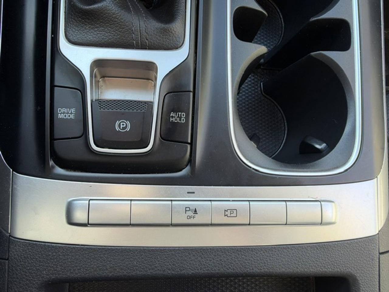 2022 Kia Carnival LX FWD Photo