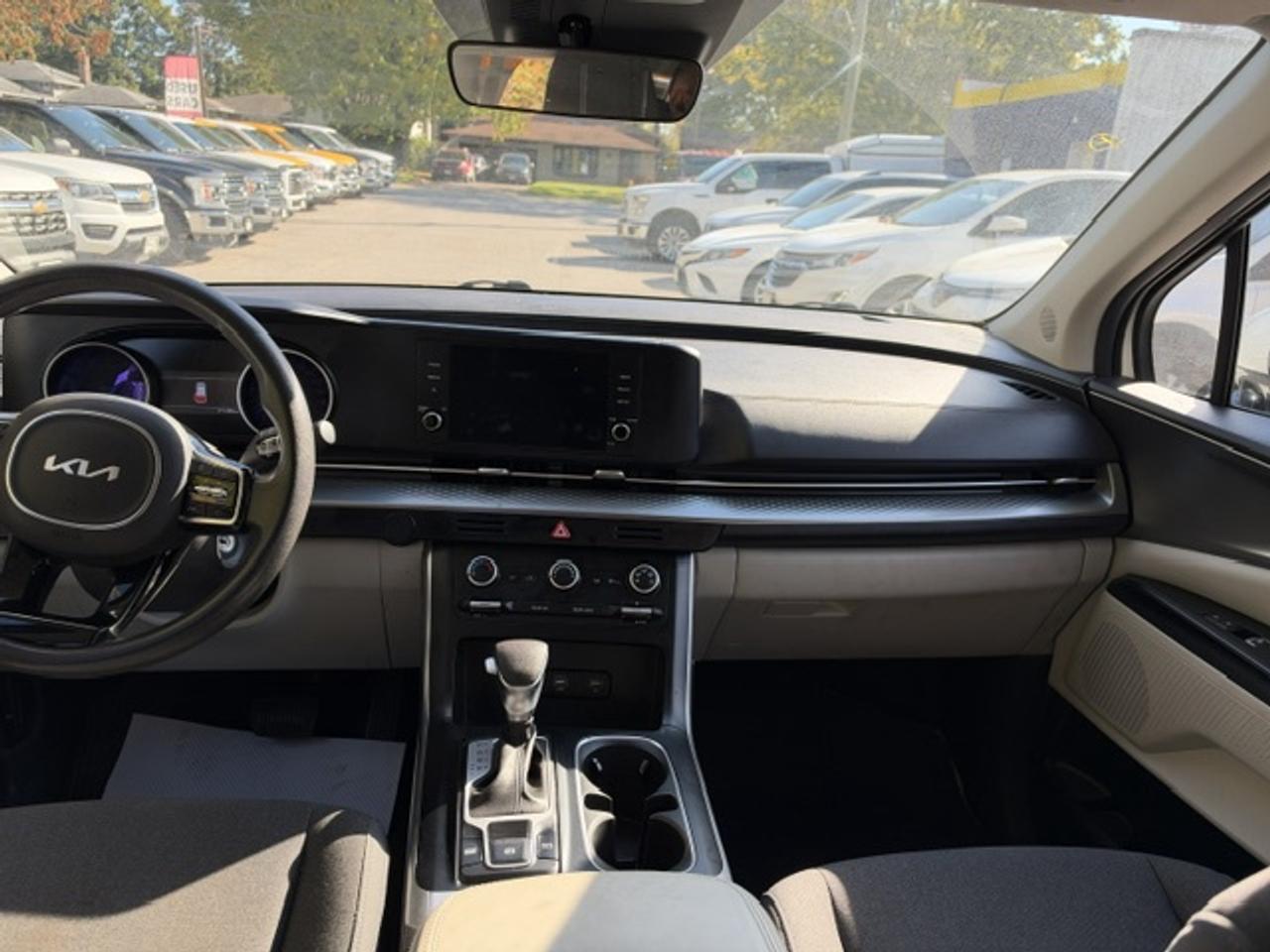 2022 Kia Carnival LX FWD Photo