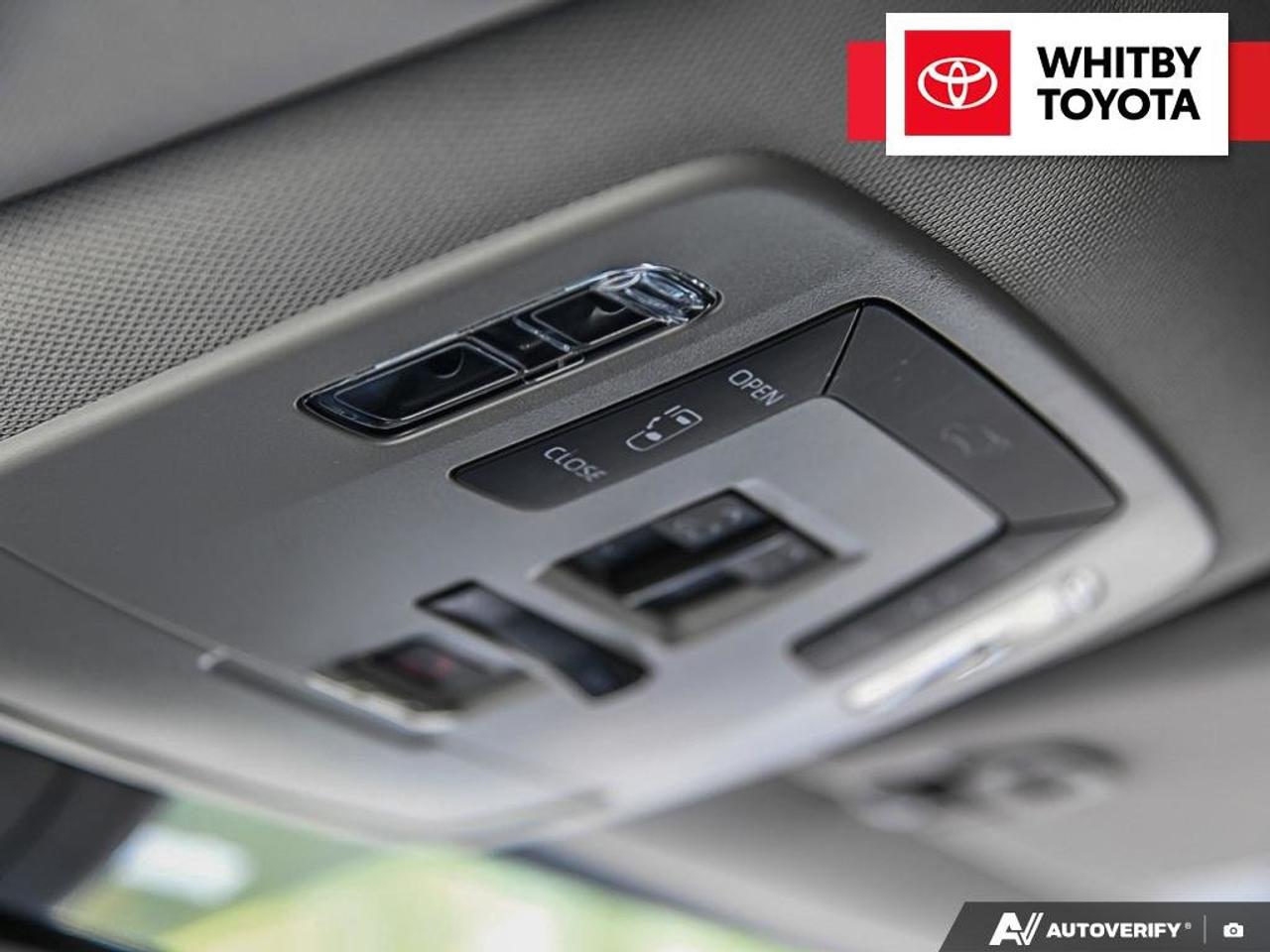 2025 Toyota Sienna XLE Hybrid 2.5L Photo